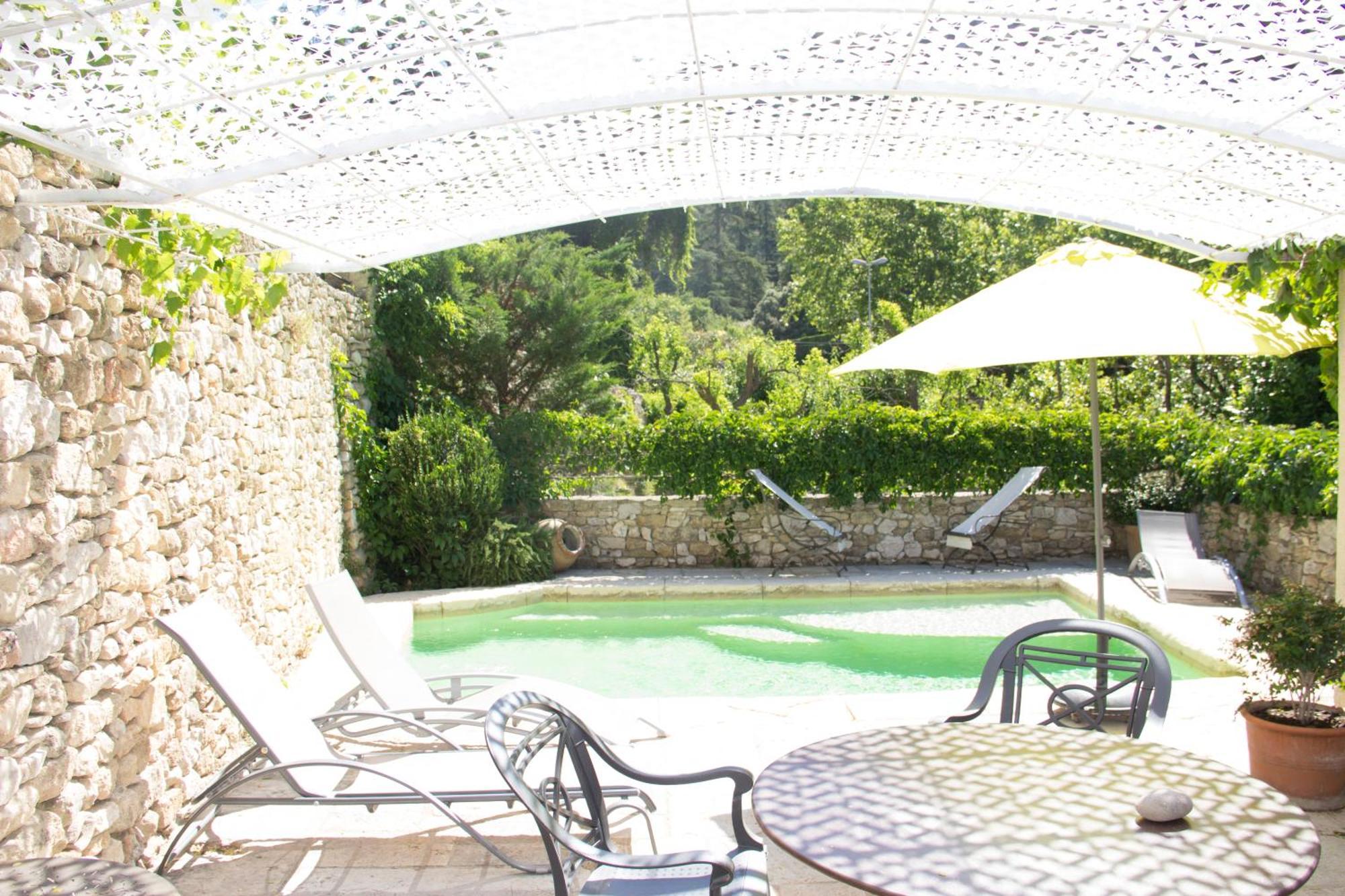 Les Trois Holiday home Robion en Luberon